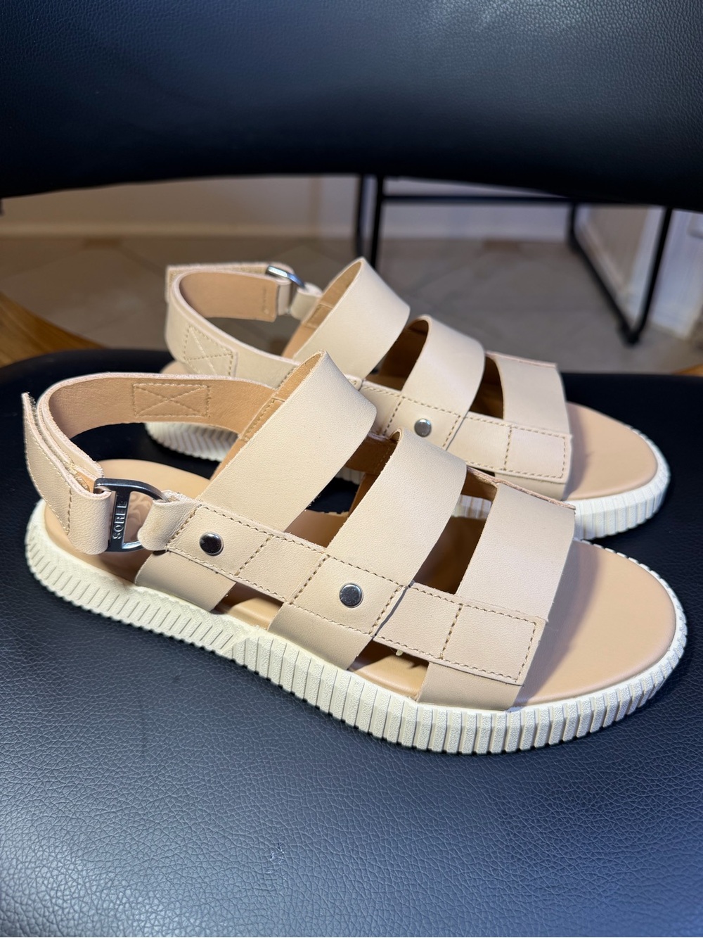 SOREL Ona Ave Sandal Wmns Sz 7 NL5236-246 like new